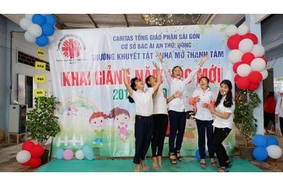 CARITAS TỔNG GIÁO PHẬN SÀI GÒN: KHAI GIẢNG NĂM HỌC MỚI TẠI TRƯỜNG KHUYẾT TẬT THANH TÂM