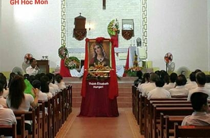 Caritas giáo hạt Hóc Môn mừng lễ kính thánh Elizabeth Hungary bổn mạng