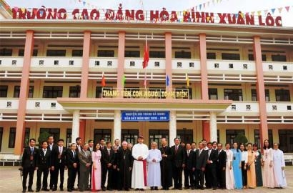 THƯ TUYỂN SINH, NĂM HỌC 2020 – 2021 TRƯỜNG CAO ĐẲNG HÒA BÌNH XUÂN LỘC