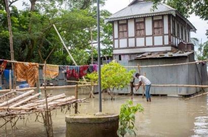 Caritas Bangladesh trợ giúp sau bão Amphan và lũ lụt