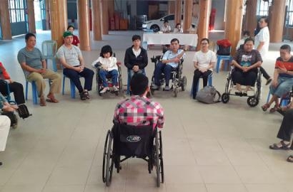 Caritas TGP Sài Gòn: Thành lập Câu lạc bộ Vươn Lên từ chương trình Tham vấn đồng cảnh cho người khuyết tật.
