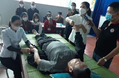 CARITAS THÁI BÌNH: KHÓA TẬP HUẤN PHỤC HỒI CHỨC NĂNG DỰA VÀO CỘNG ĐỒNG