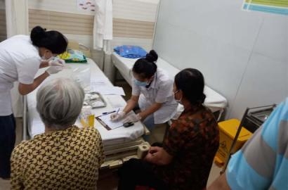 CARITAS TỔNG GIÁO PHẬN SÀI GÒN: ÁNH SÁNG CHO BỆNH NHÂN NGHÈO