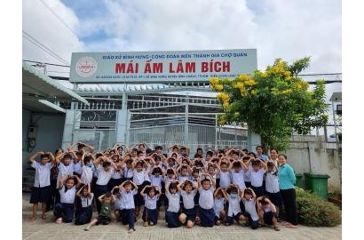 Trường Tình Thương Lâm Bích