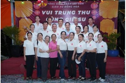 Caritas hạt Xóm Mới tổ chức “Đêm Yêu Thương - vui hội Trăng Rằm” tại giáo xứ Đồng Hoà (Cần Giờ) - 2024