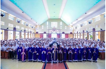 Ban Caritas TGPSG hành hương và tĩnh tâm Mùa Chay 2025