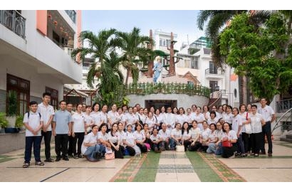 HÀNH HƯƠNG VỀ NGUỒN TÌNH YÊU